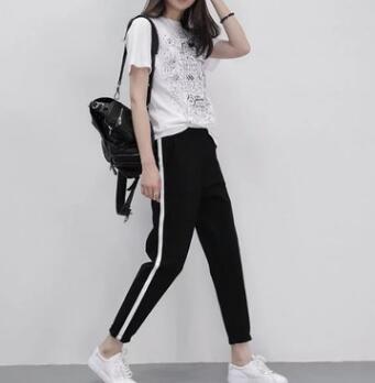 Women's Striped Loose Fit And Light Weight Joggers