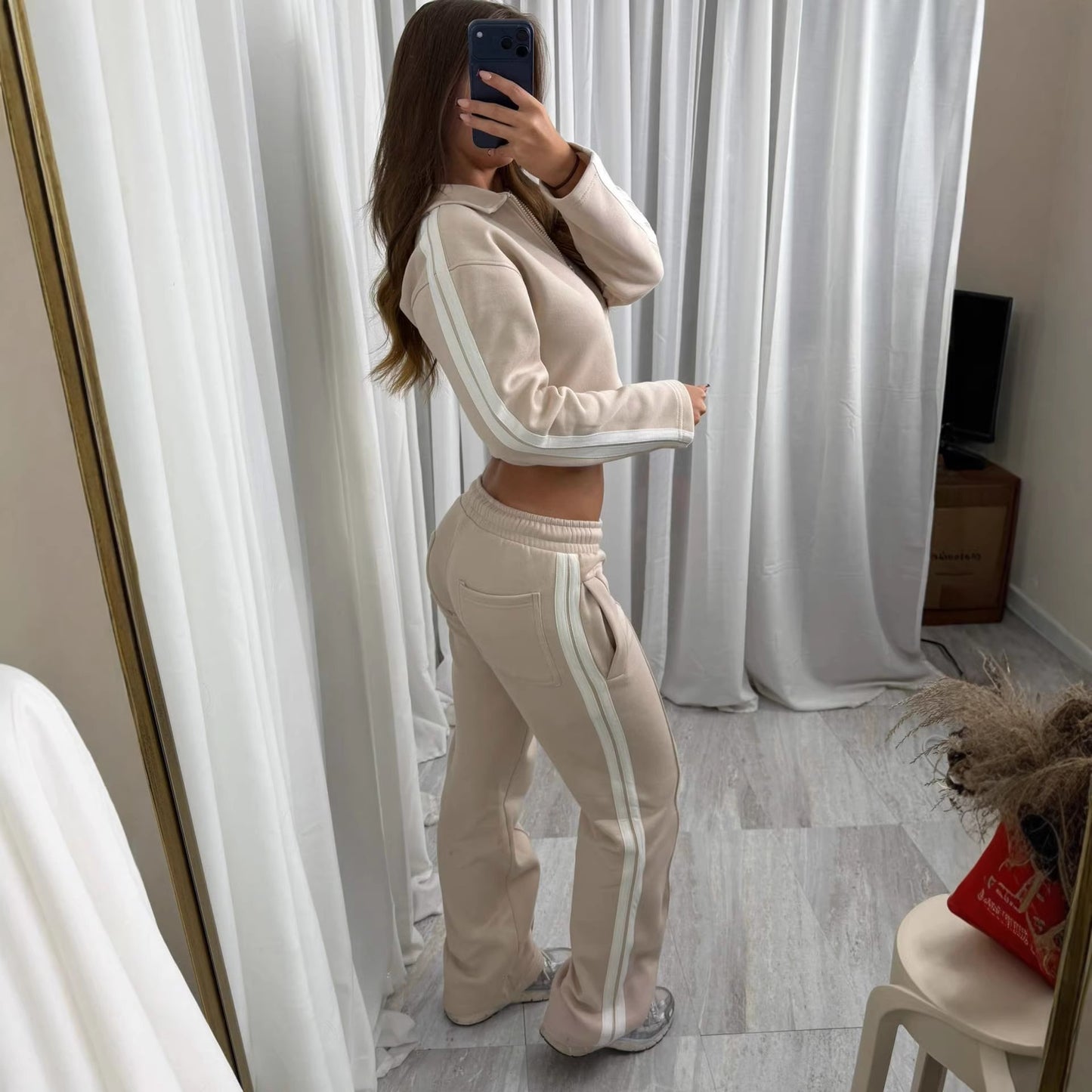 Women's Joggers and Cropped Hoodie Set